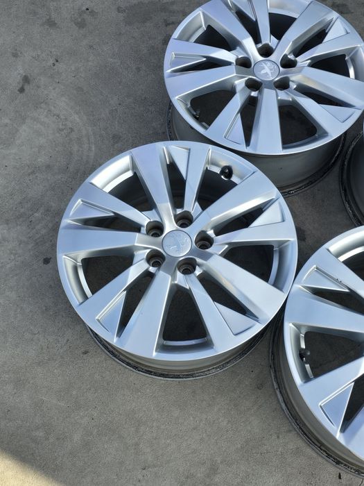 Джанти 17 / 5х108 - Peugeot 3008 и др. 5x108