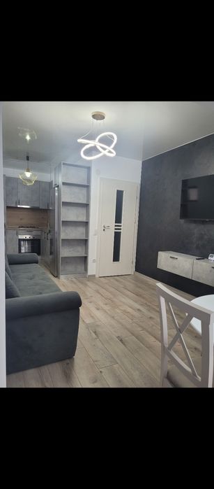 Închiriez apartament central park