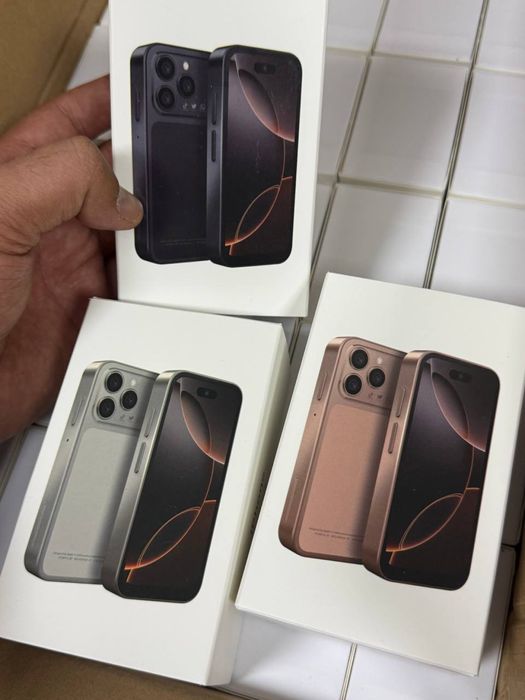 iPhone 17 Pro Max mini