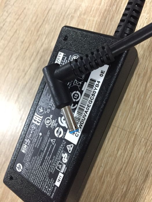 Alimentator / Incarcator laptop HP 65 W model nou