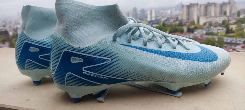Футболни обувки - бутонки Nike Mercurial Superfly 10 Academy.
