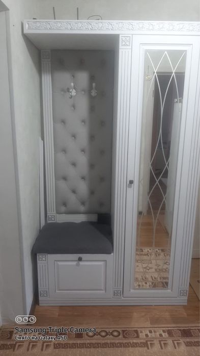 Продаю шкаф для прихожей