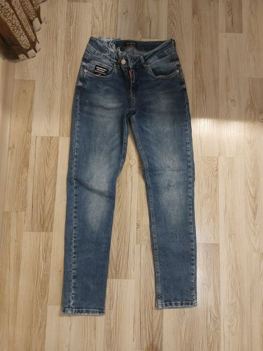 Дамски дънки Dsquared