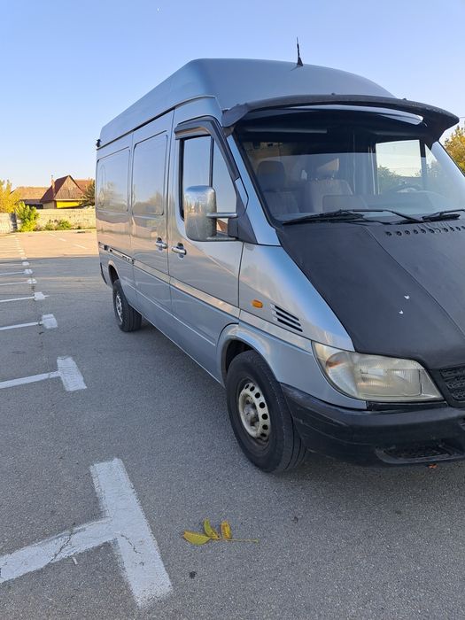 Vând Mercedes Sprinter 316-2.7cdi-156cp.