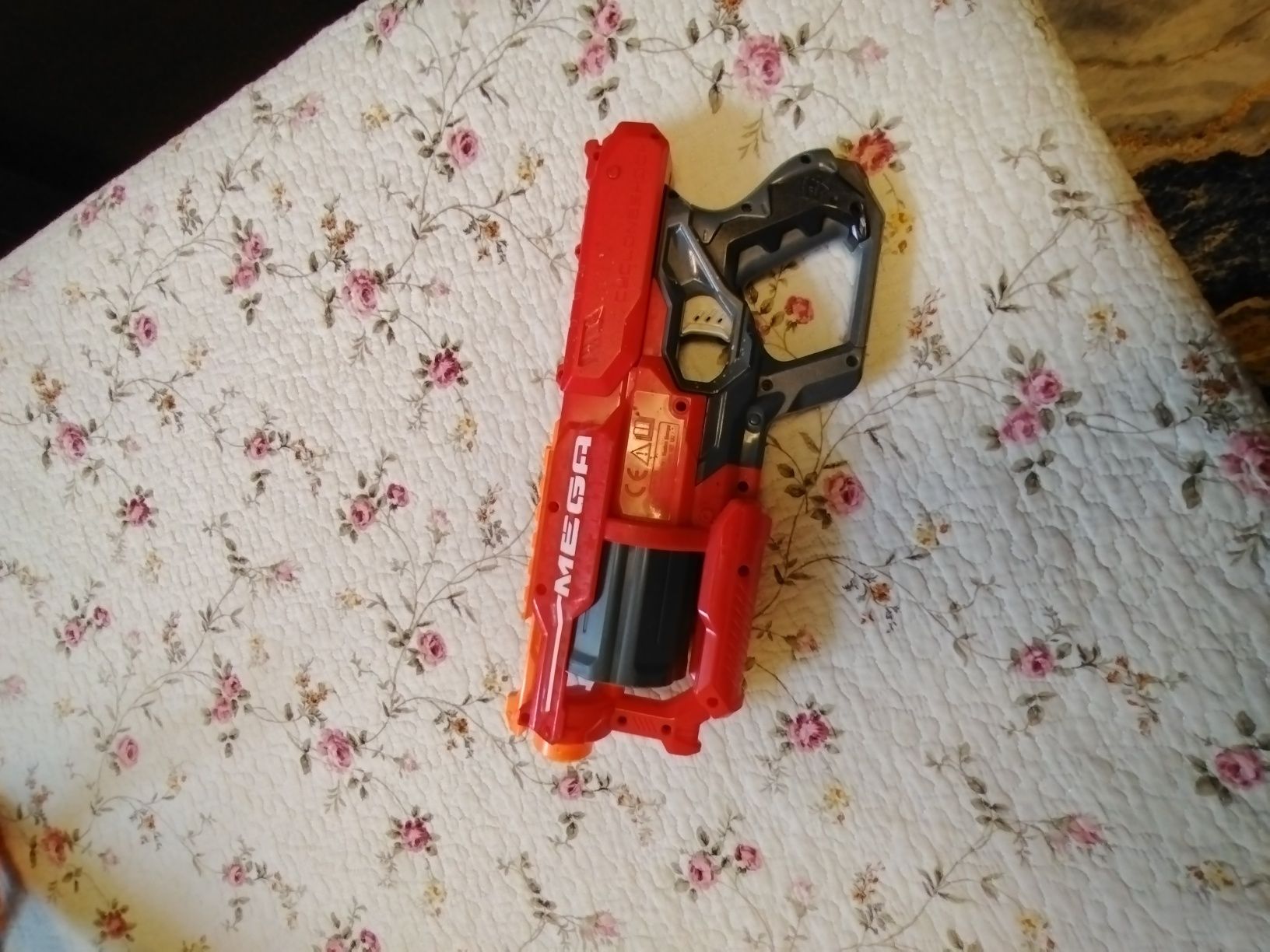 Vand nerf gun toate 3 costa 350 pe bucata discutam in privat