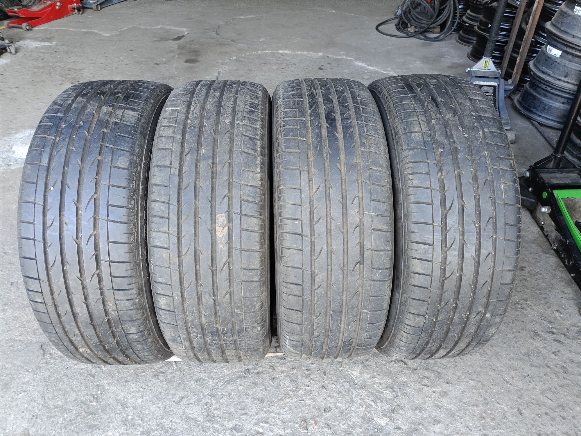 Летни гуми -18цола-225/55-1бр.-65лв."BRIDGESTONE"