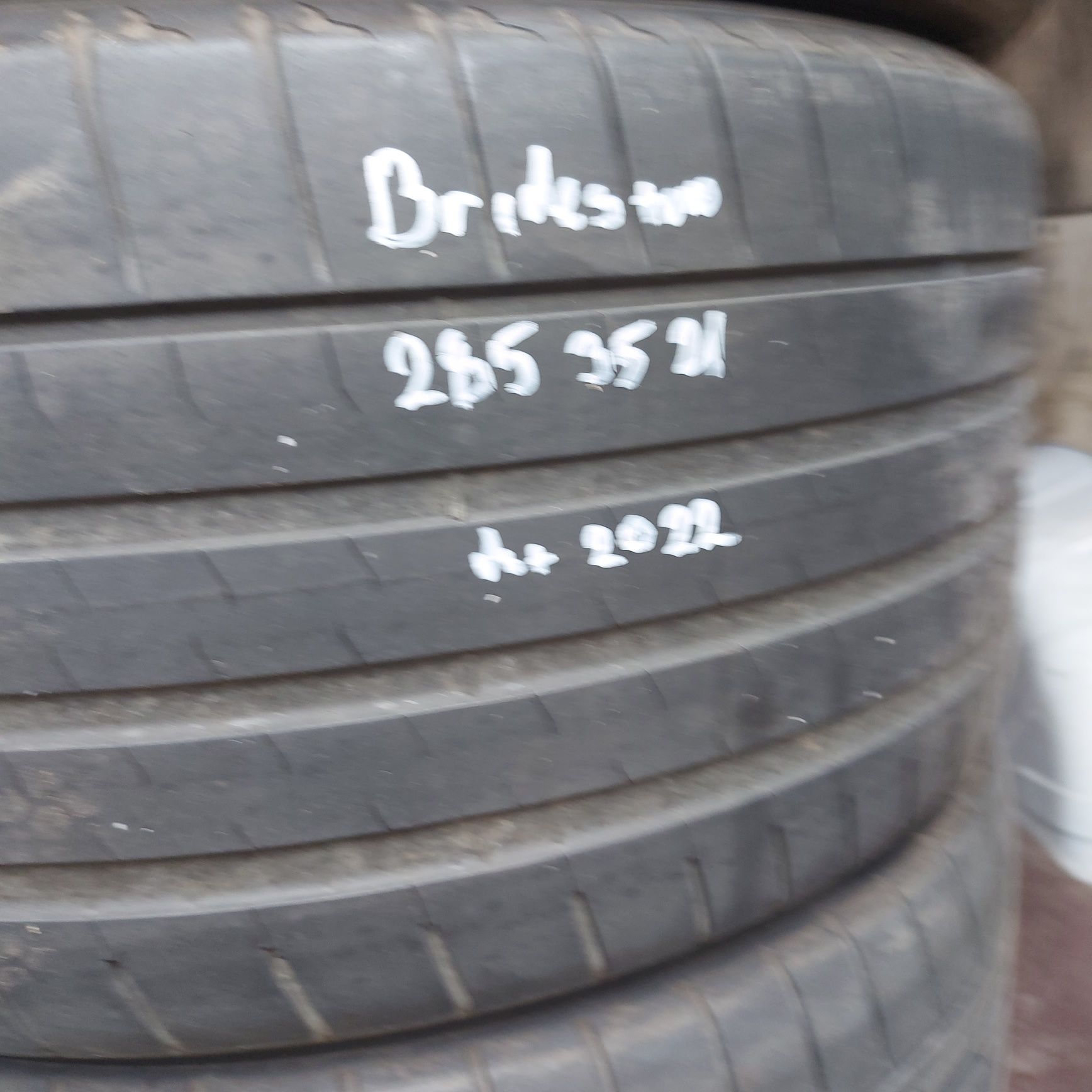 255/40/21-275/35/21" Bridgestone 4бр.гуми спорт пакет