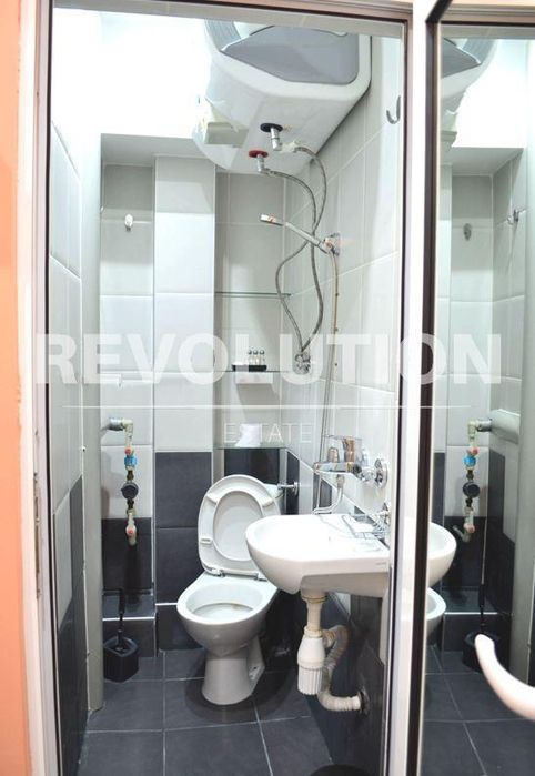 Дава се под наем Двустаен апартамент в Варна, Аспарухово - 56 кв.м за 650 € - Снимка #5