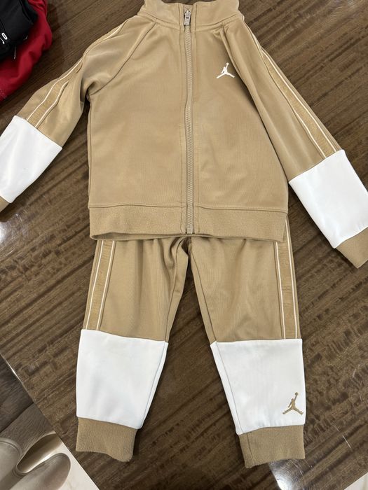Детски екипи Nike Jordan размер 3T
