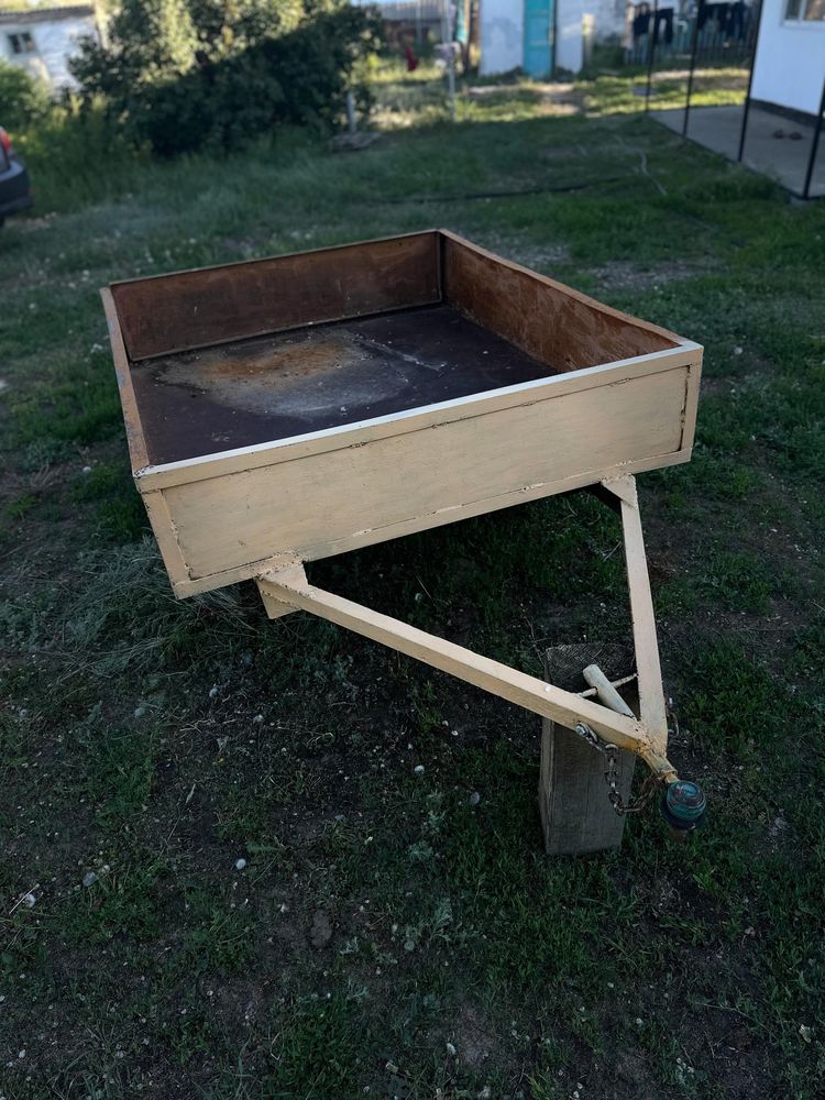 Продам прицеп 111