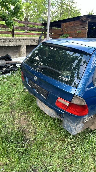 Продавам 2 броя бмв Е46 2.0 дизел 150 на части