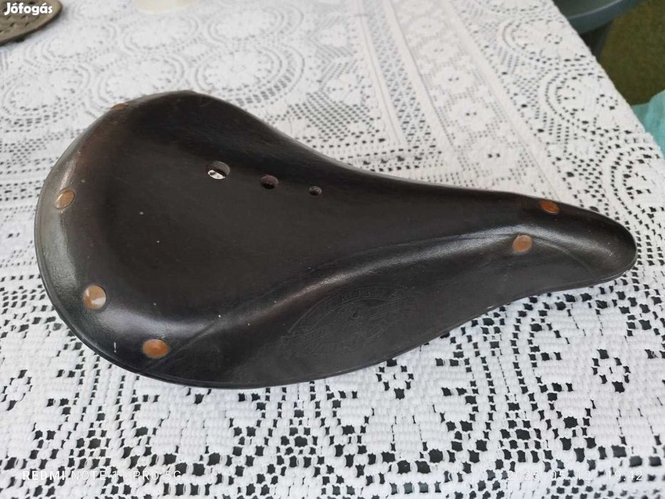 Sah piele - Bör kerekparnyereg