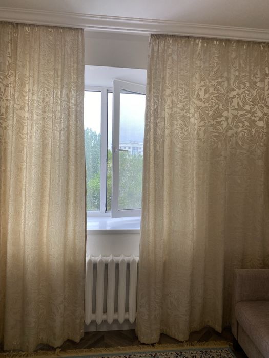 Продам шторы б/у