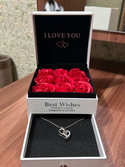 Продам кулончик из серебра.