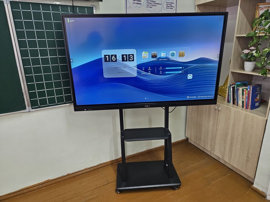 Interaktiv panel  / Интерактивный панель