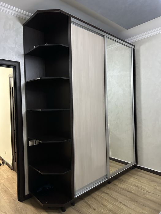 Продаю шкаф-купе в отличном состоянии!