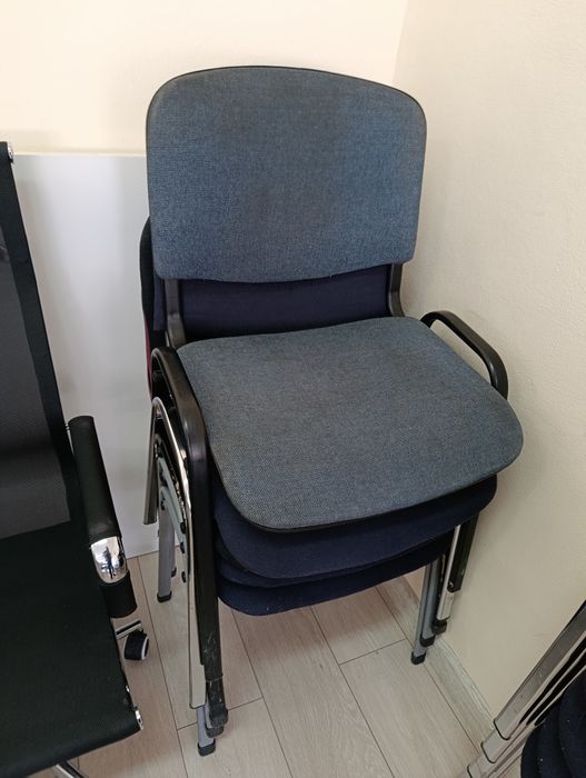 Стулья офисные бу