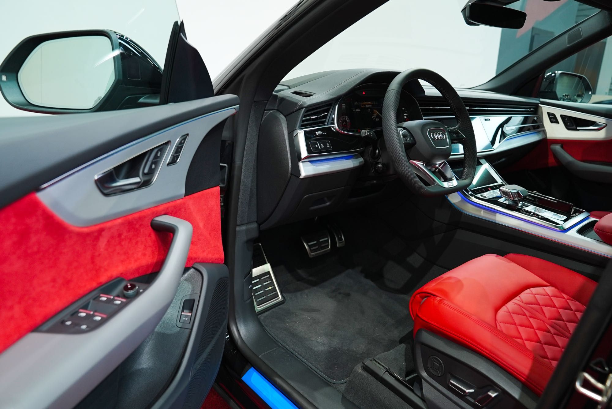 Новый «Audi Q8 Facelift»