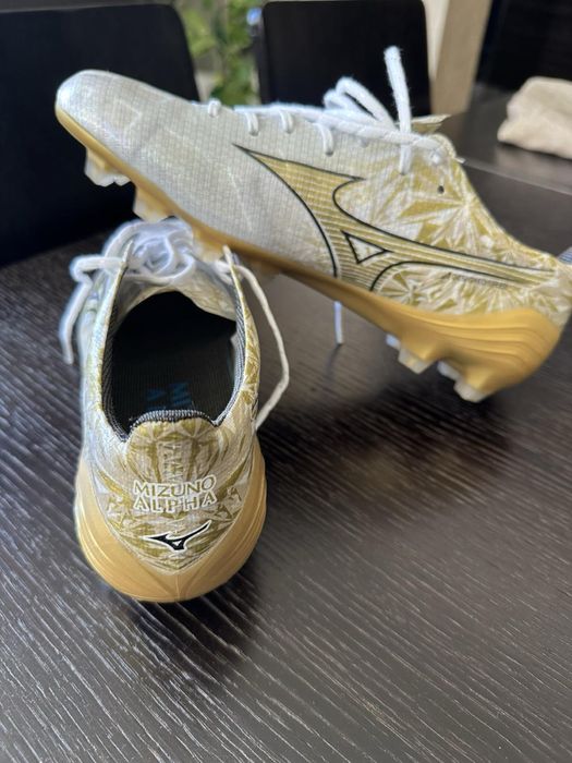 Футболни обувки Mizuno