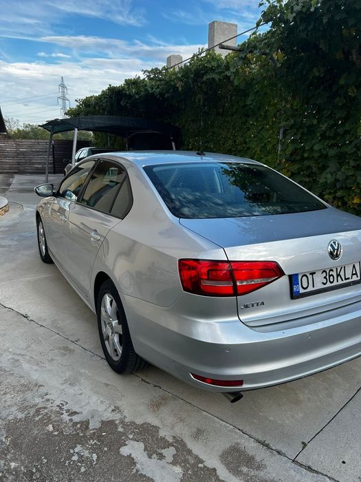 Vând vw Jetta 1,2 benzina