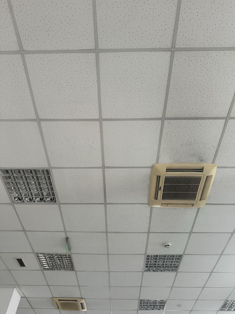 Продавам Окачен таван