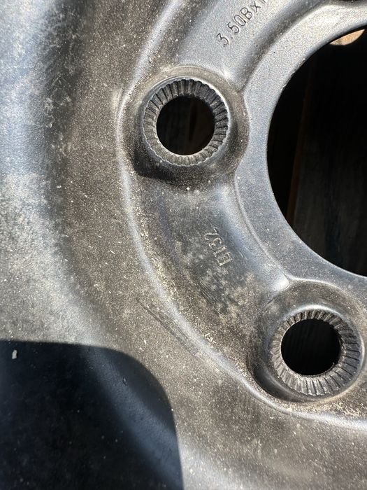 Резервна гума патерица за Mercedes 125 90 16 B C класа w245 Et32