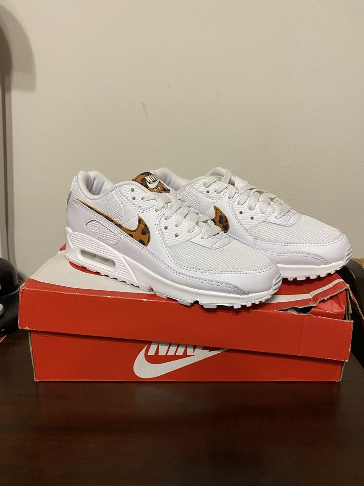 Nike Air Max 90 marimea 40