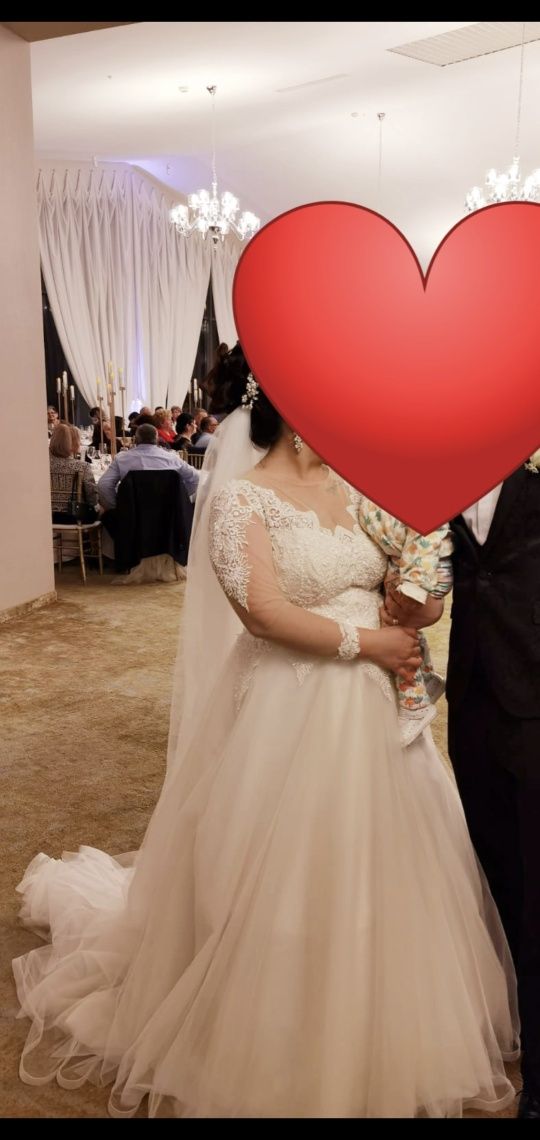 Rochie mireasă ivory