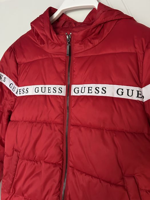Дамско яке GUESS
