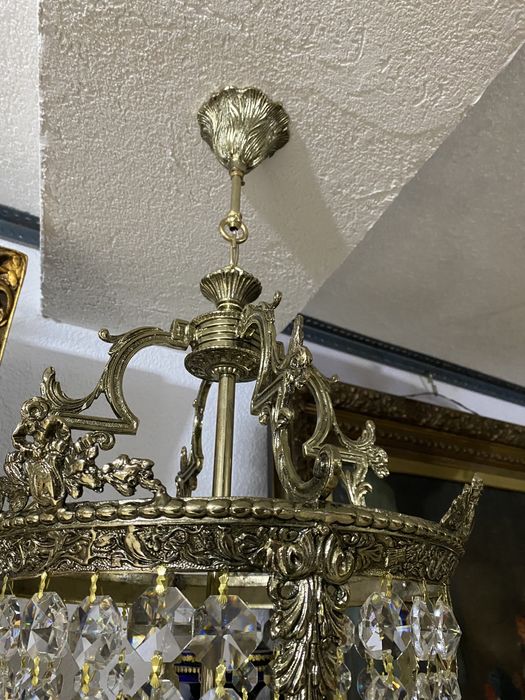 Lustra/ felinar/ candelbru