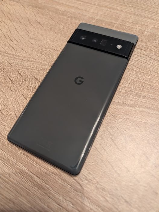 Google Pixel 6 Pro, 5G, 128gb, Stormy Black, 2 huse cadou