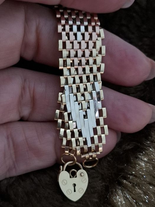 Bratara din aur de 9 k