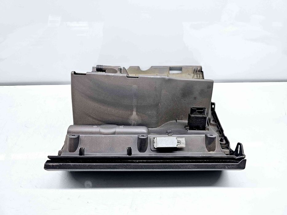Torpedou Volkswagen Golf 5 Plus (5M1) [Fabr 2005-2008] 5M1857097