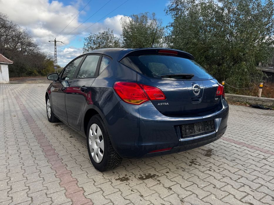 Opel Astra J 1,7 CDTI 2010 Euro5