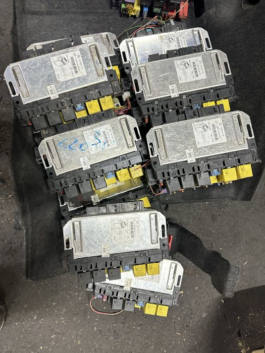 W220 SAM блок левый авторазбор бу запчасть мерседес оптом есть