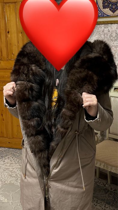 Парка из натурального меха,42р
