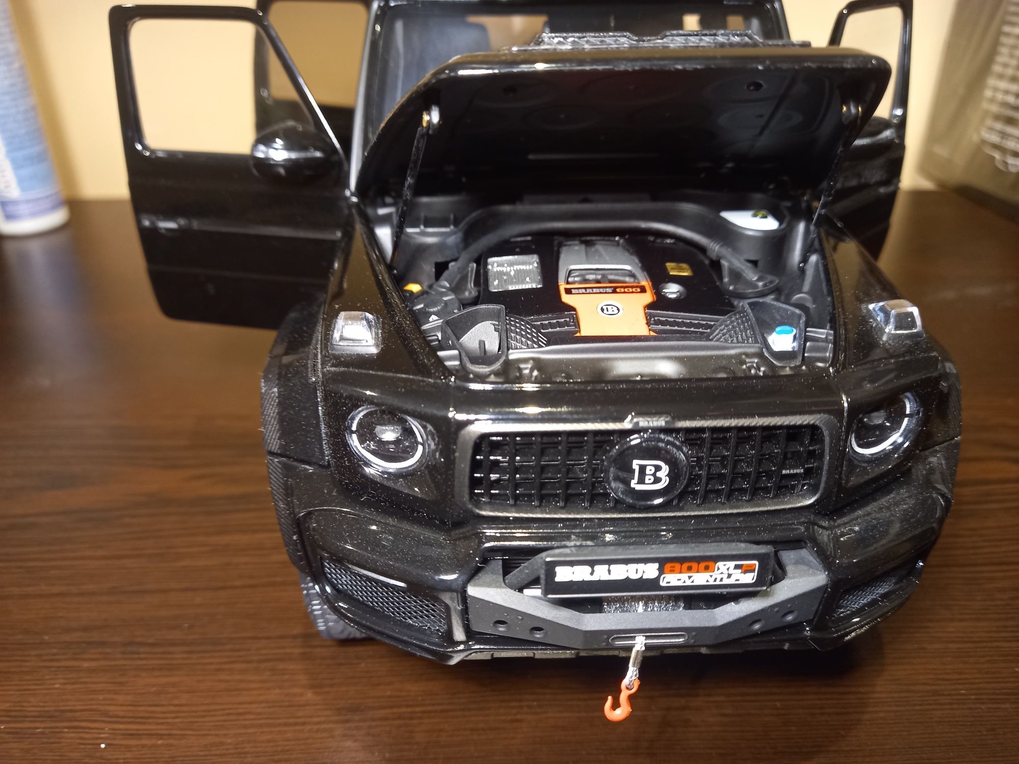 Brabus G 800 Adventure XLP 1:18 Almost Real