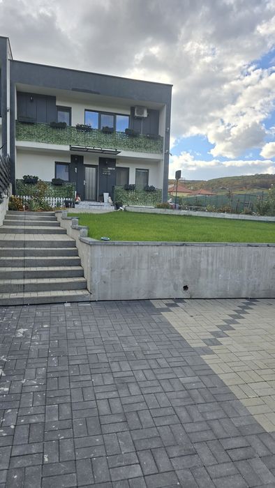Vand Casa 4 camere