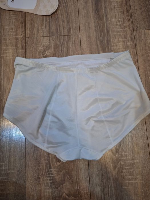 Set chiloti modelatori+bustiera alaptare+sosete