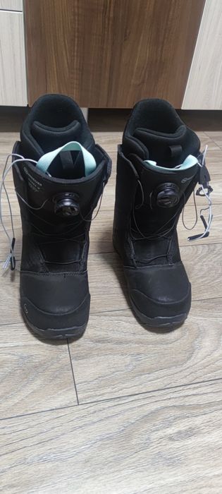 Snowboard boots Nidecker Sierra W Black 39.5