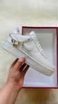 Adidasi air force 1