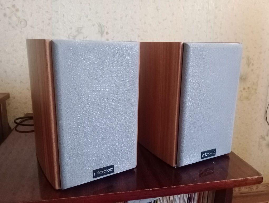 Продам АС Microlab B-73