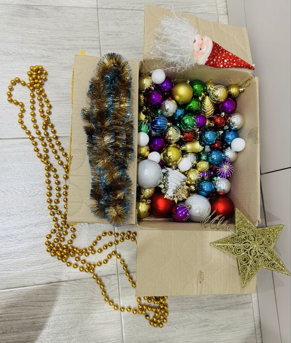 Новогодние игрушки