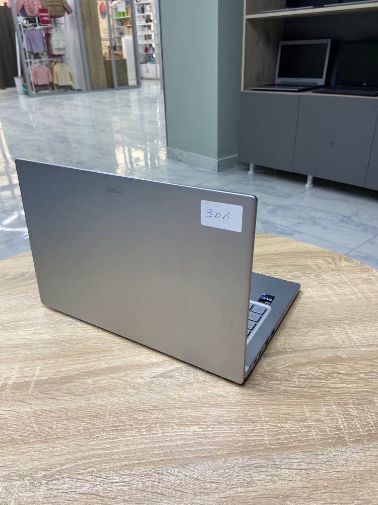 Ноутбук бизнес класса Acer Swift 3 | Core i5-1240P | 8GB | 512SSD