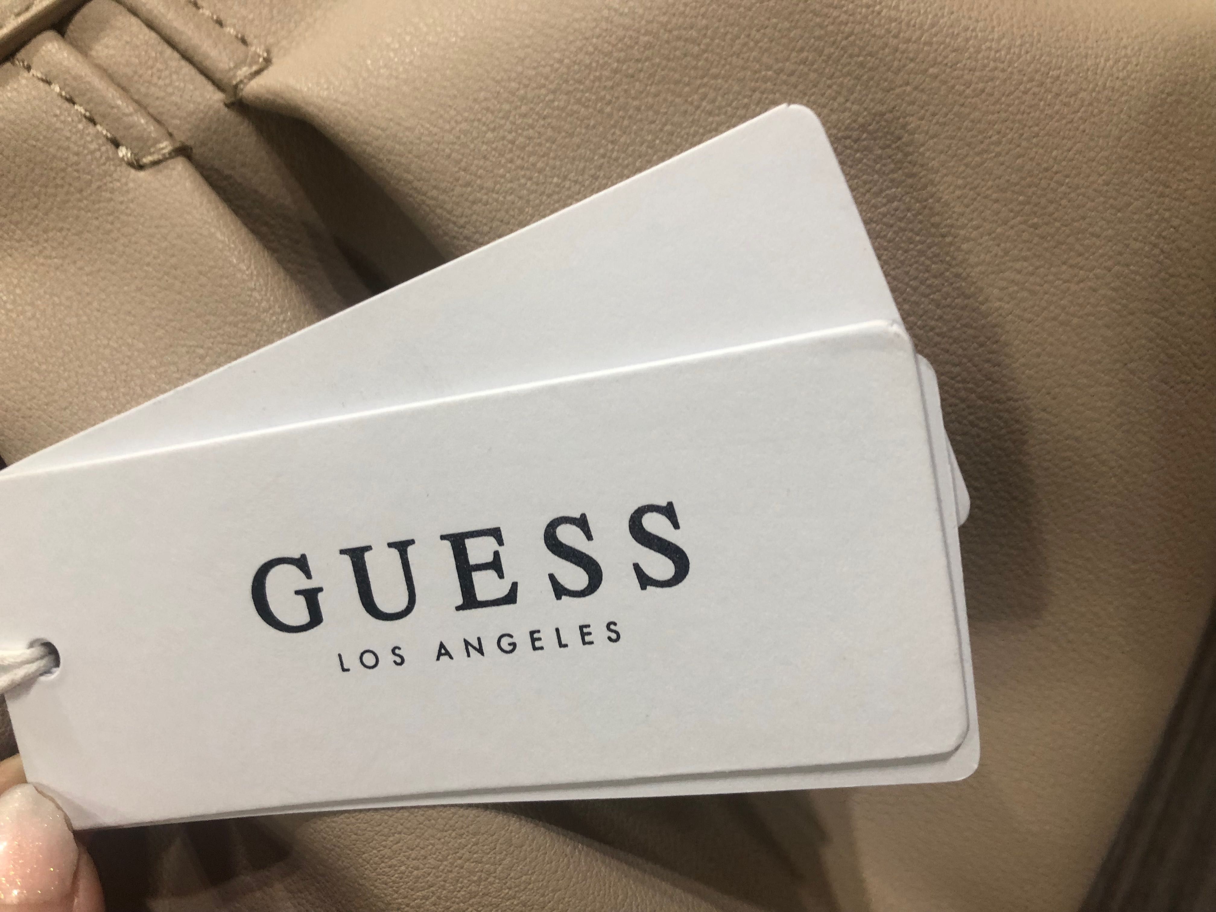 Дамска чанта Guess