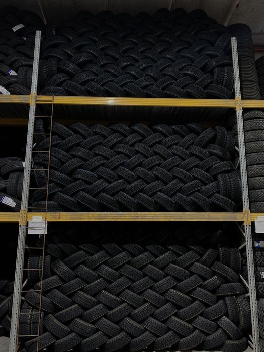 Anvelope M+S Iarna 235/45 R17 Garantie 3 Ani!