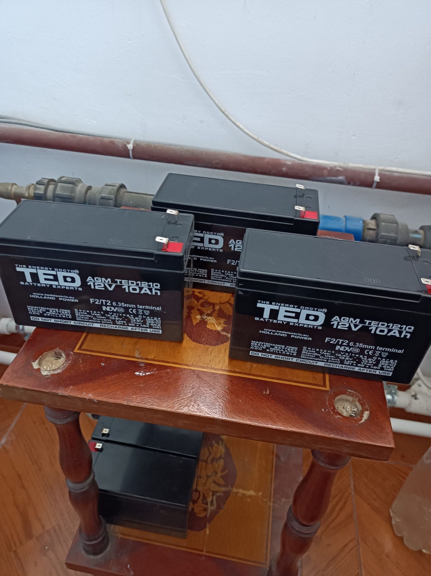 Doua baterii Ted 10ah