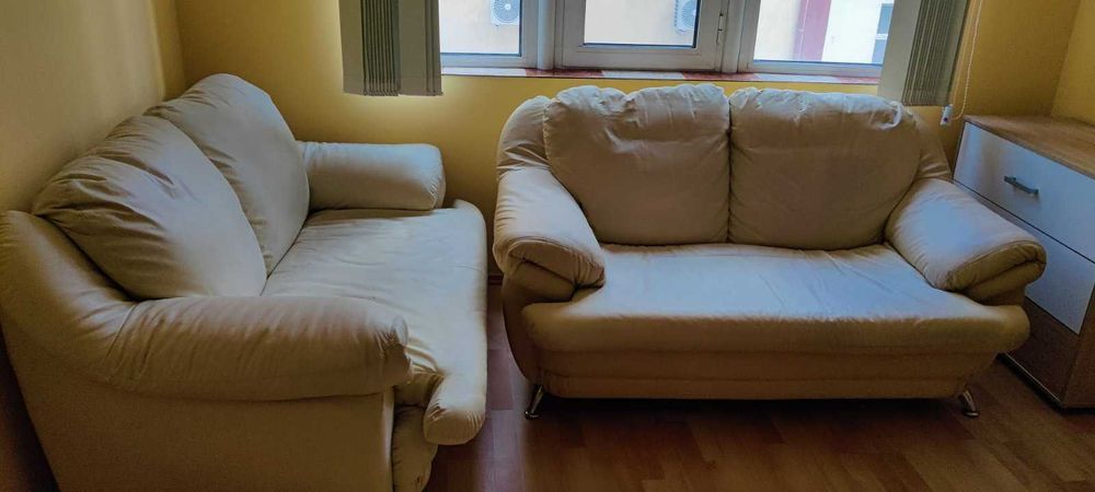 2 дивана за продан