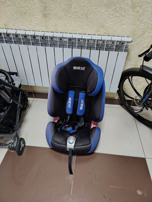 Автокресло детский