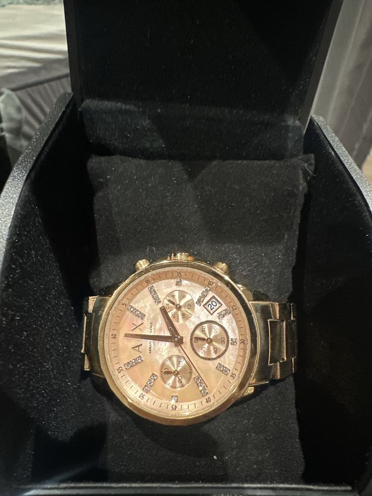Дамски часовник Armani